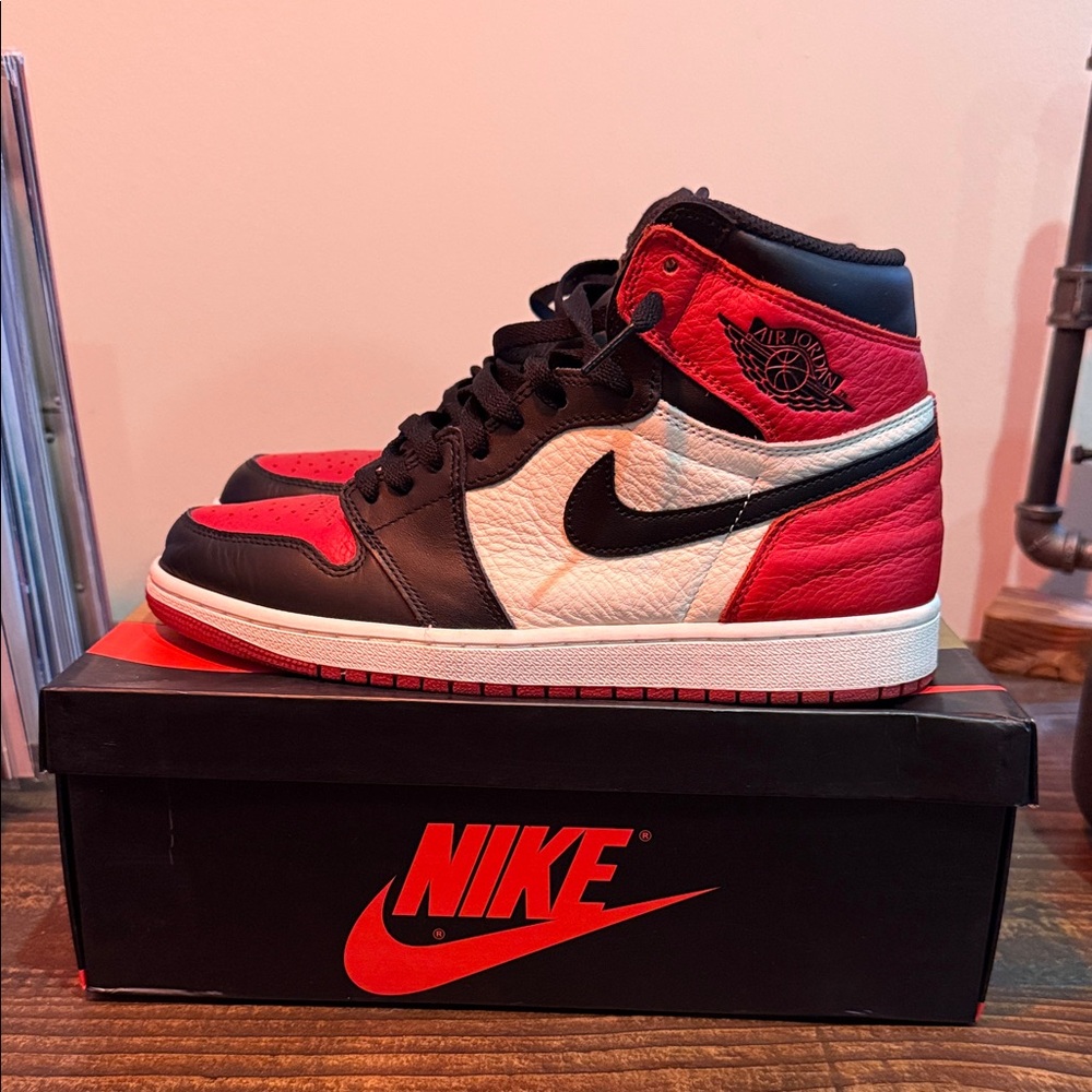 Nike Air Jordan 1 High Bred Toe 9.5